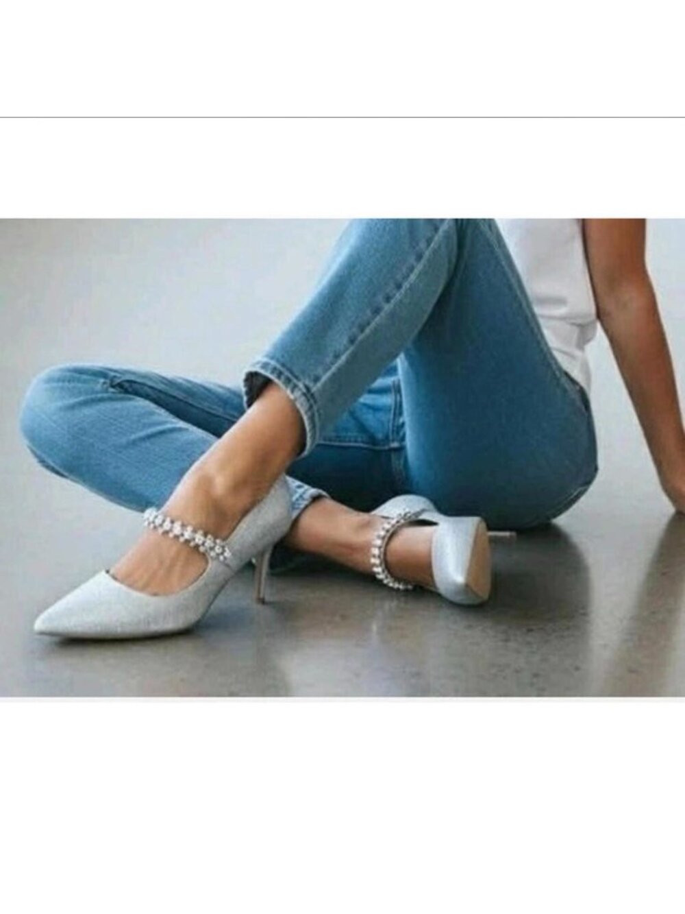 BCBGeneration Branda pointed-toe pumps size 6.5 NWOT